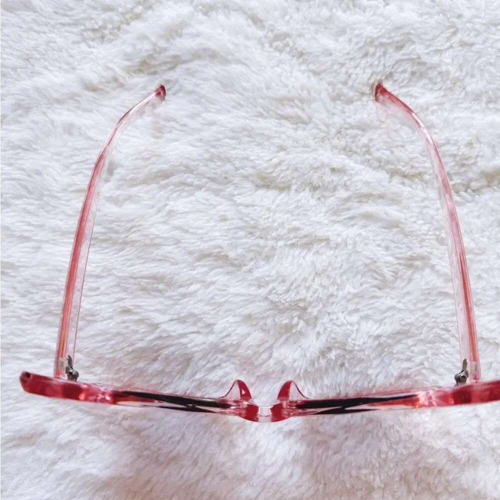 Eliza Light Pink Butterfly-shaped Sunglasses